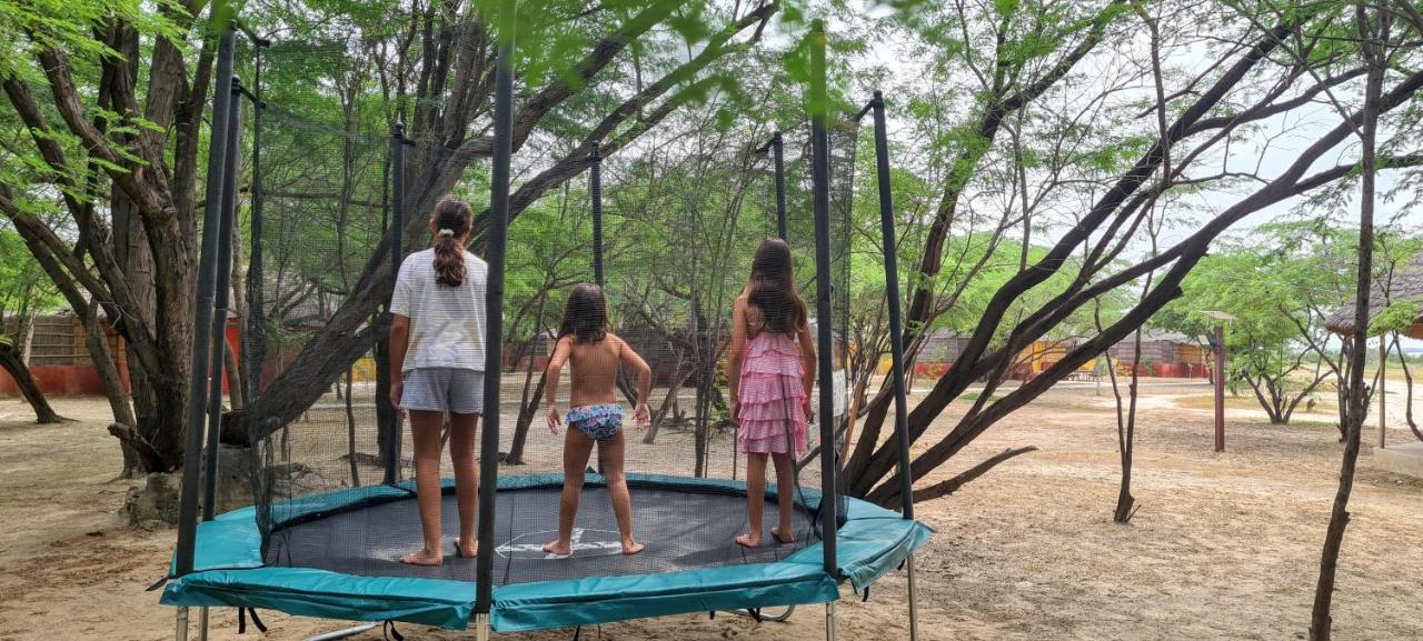 Campement Hakuna Lodge Mar Lodj Ngoại thất bức ảnh