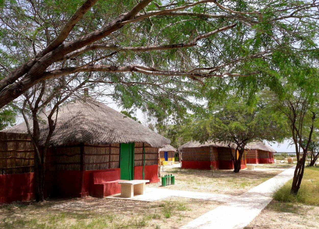 Campement Hakuna Lodge Mar Lodj Ngoại thất bức ảnh